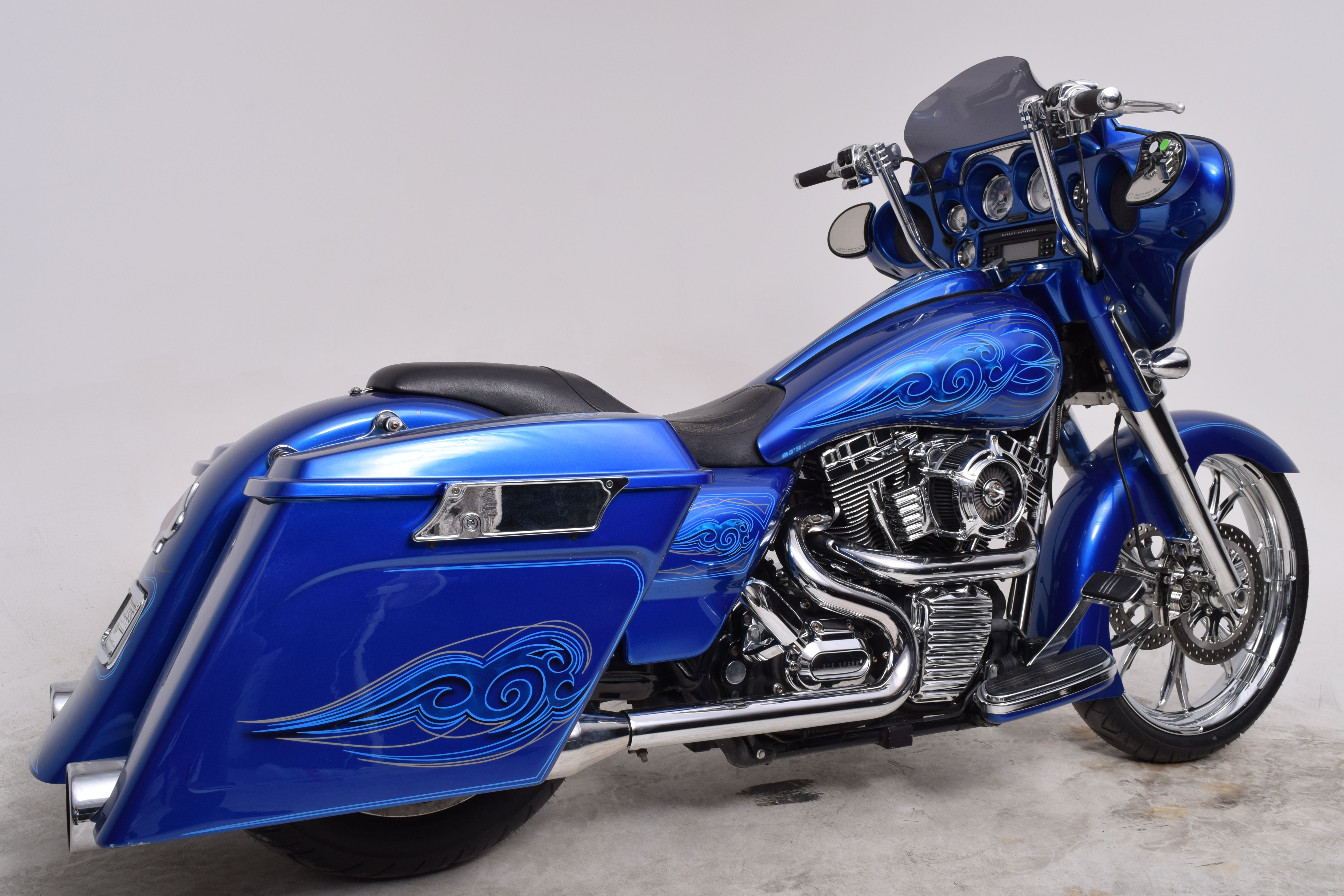 Pre-Owned 2009 Harley-Davidson FLHX Touring Street Glide