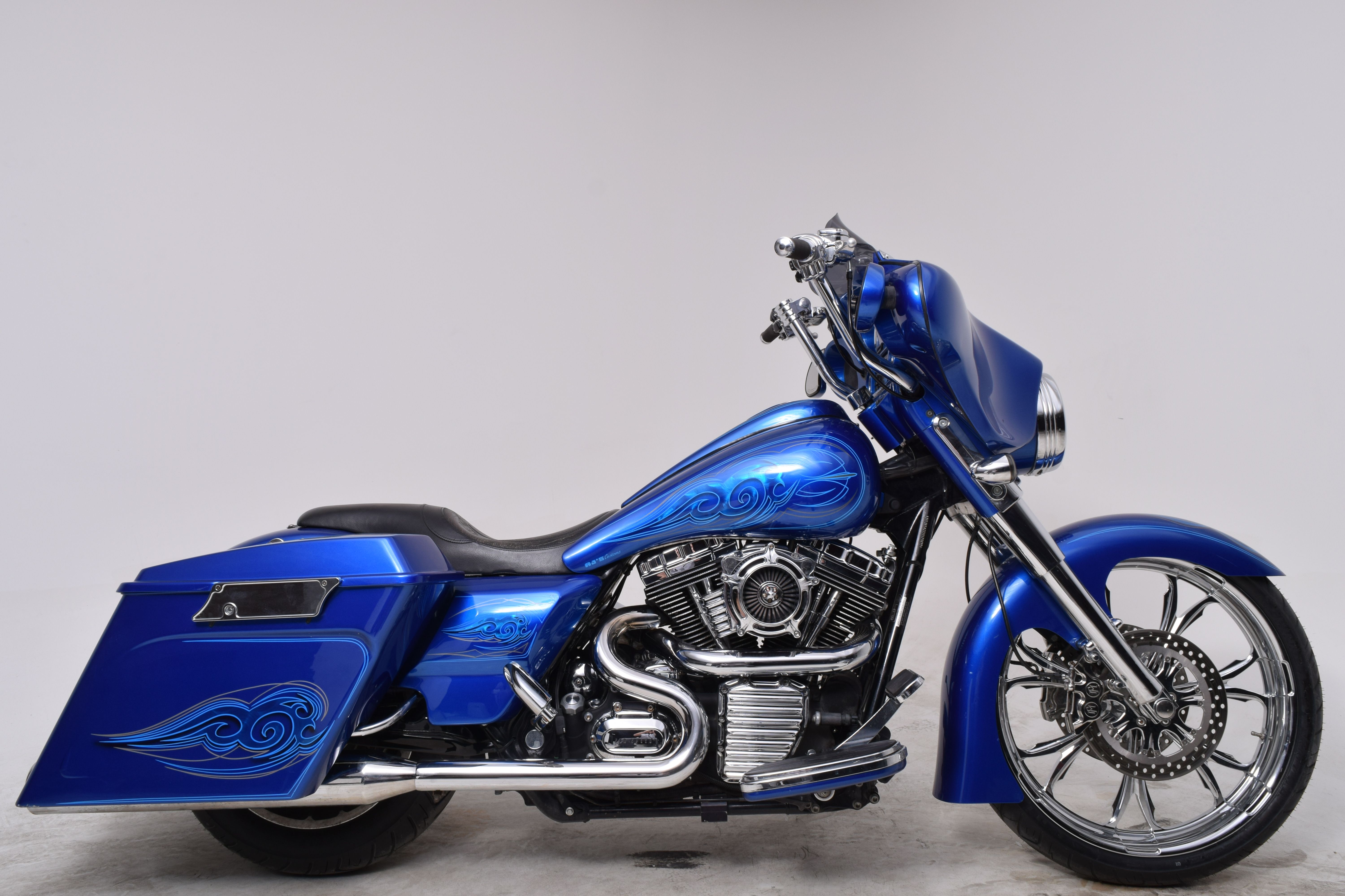 Pre-Owned 2009 Harley-Davidson FLHX Touring Street Glide