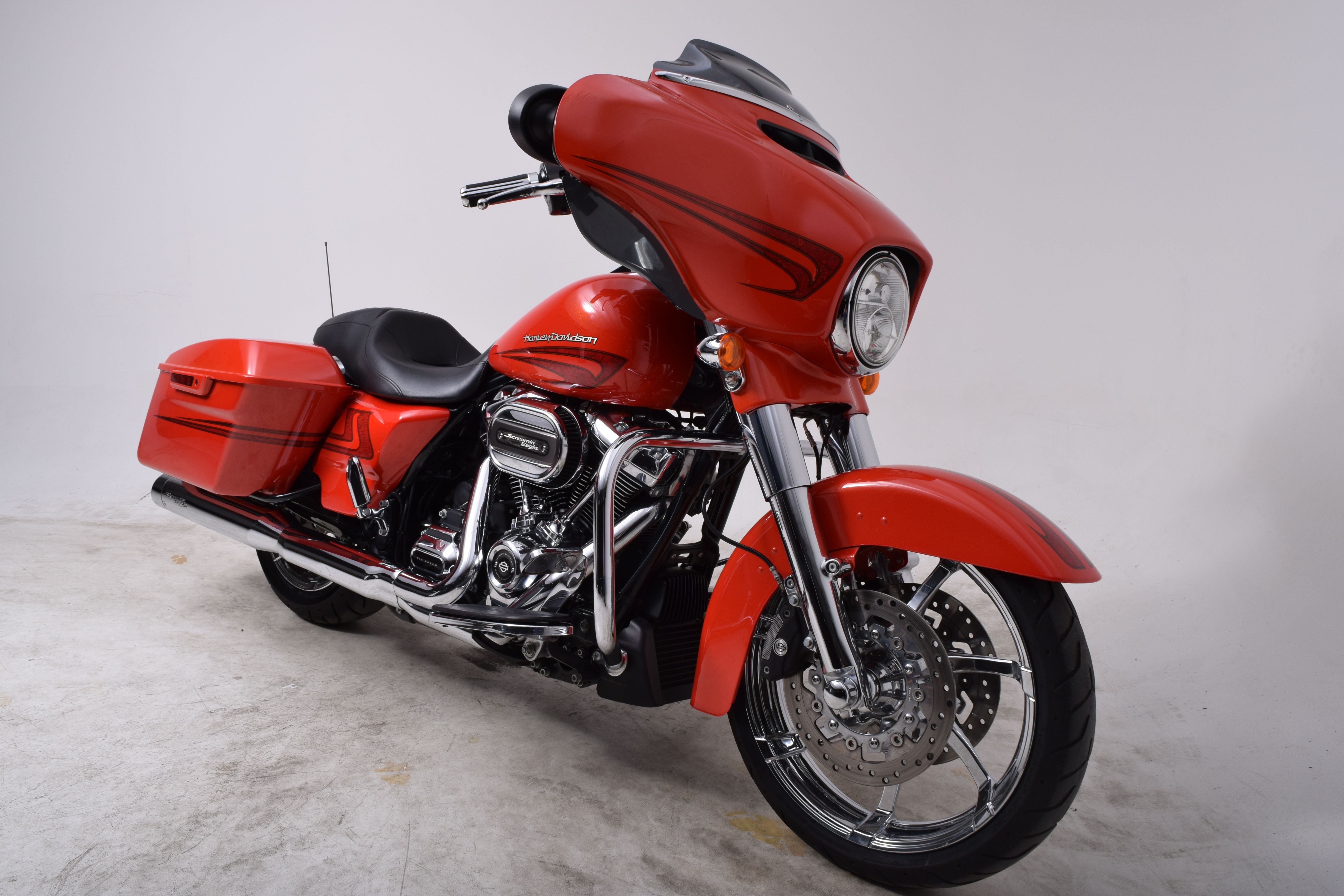 Pre-Owned 2017 Harley-Davidson FLHXS Touring Street Glide Special